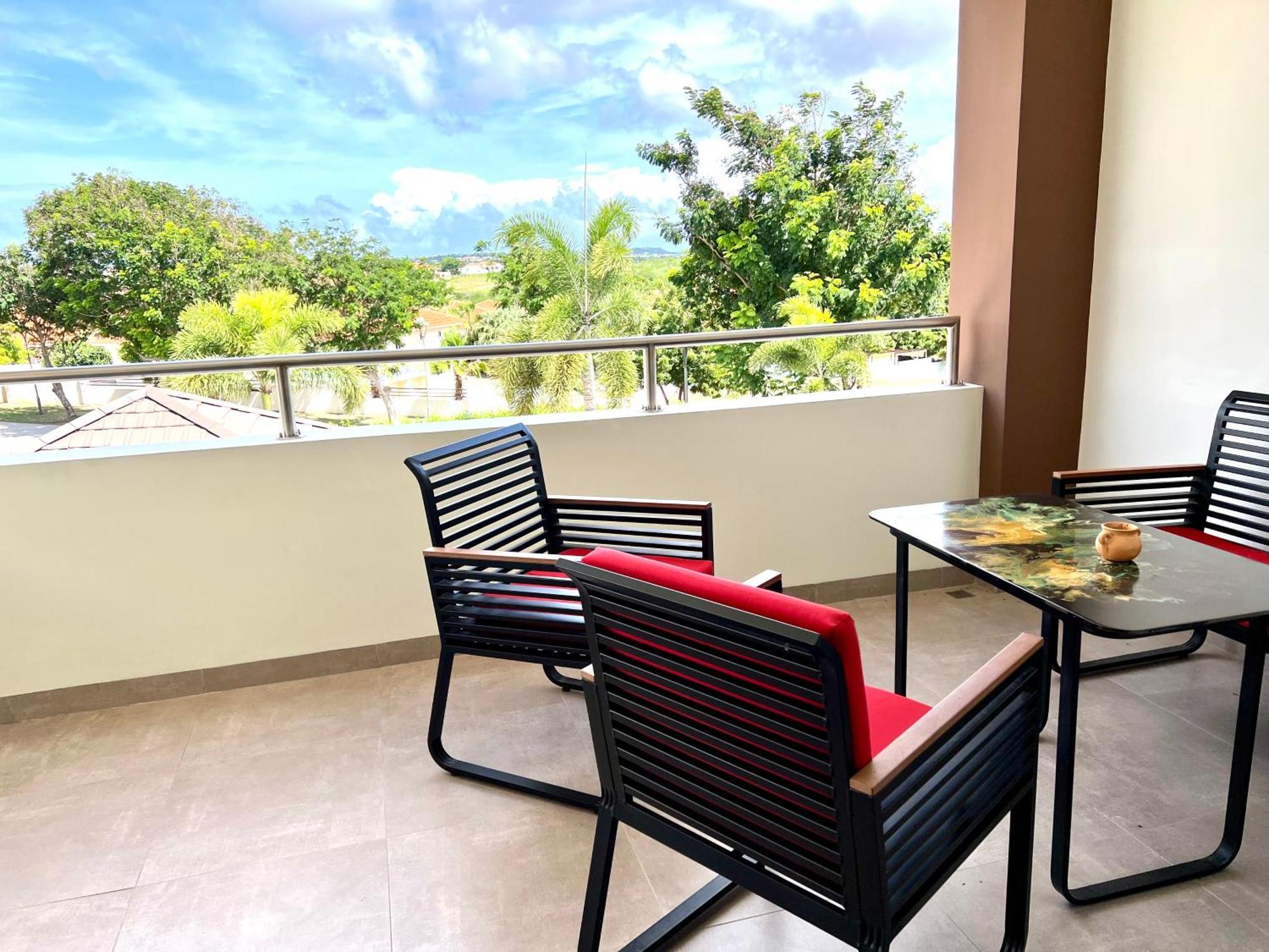 Xanadu Apartments At Blue Bay Golf & Beach Resort Виллемстад Экстерьер фото